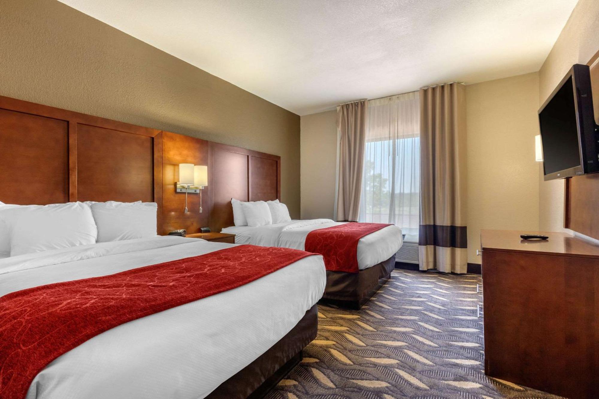 Comfort Hotel 3*