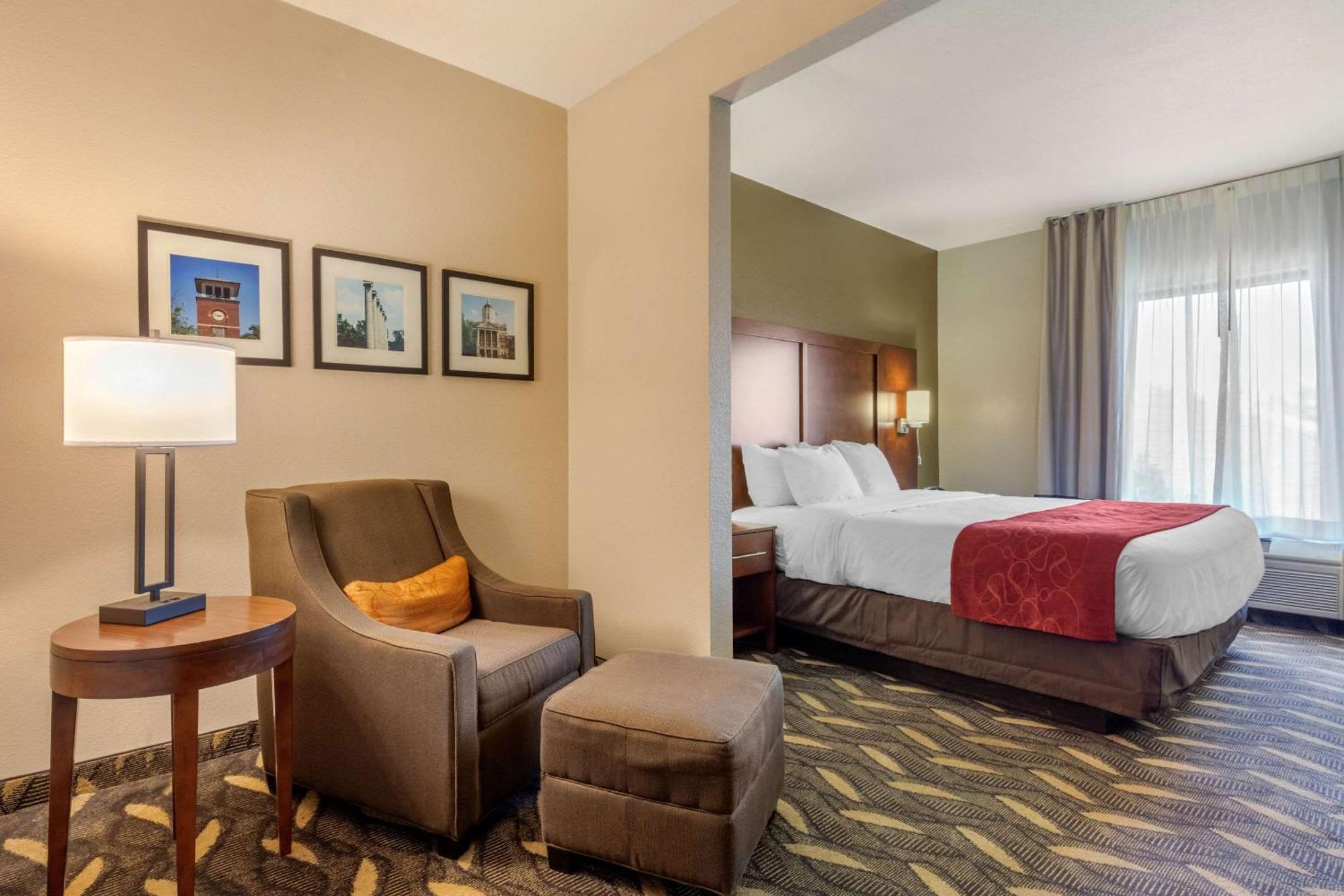 Comfort Hotel 3*